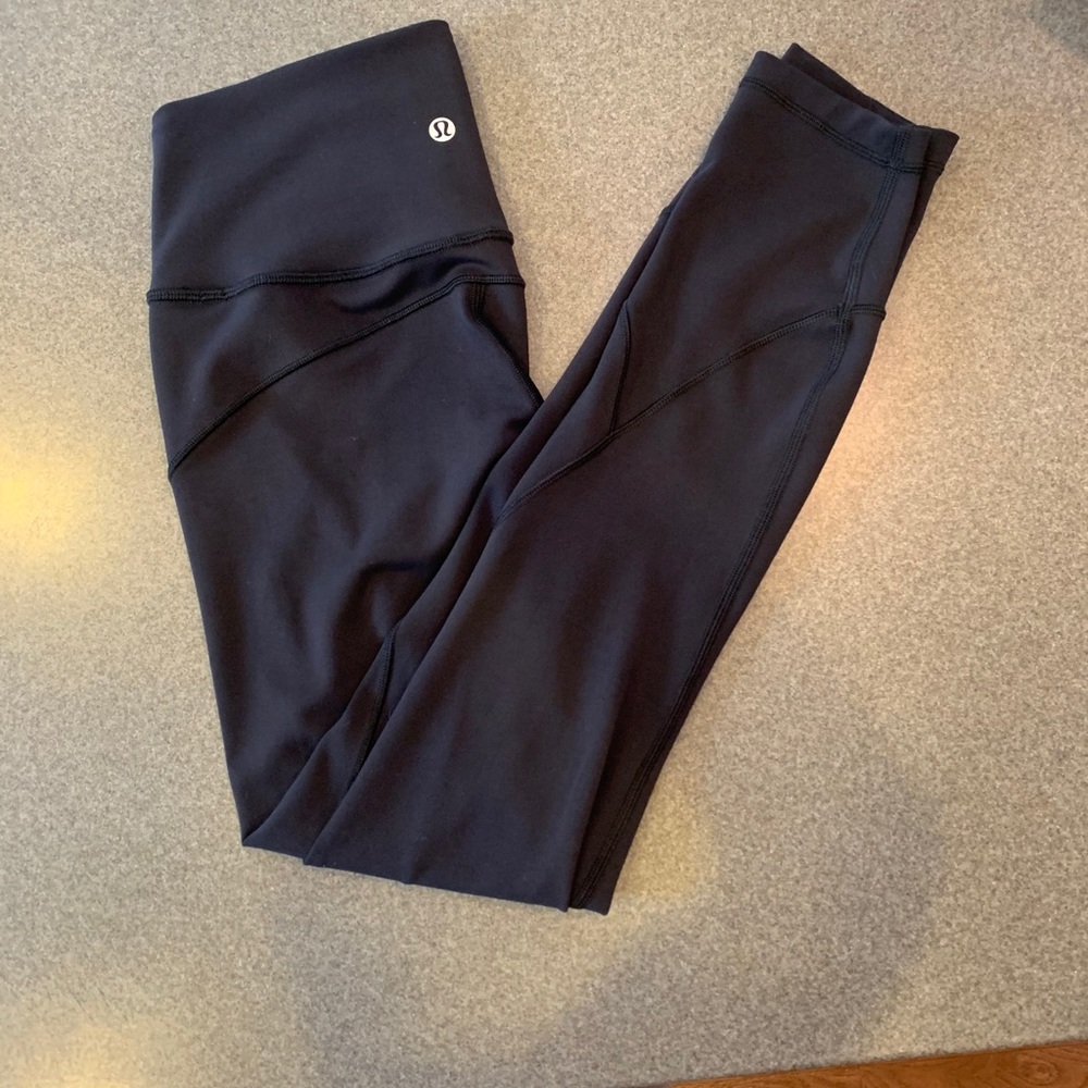 Lululemon In Movement Tight 25" *Everlux